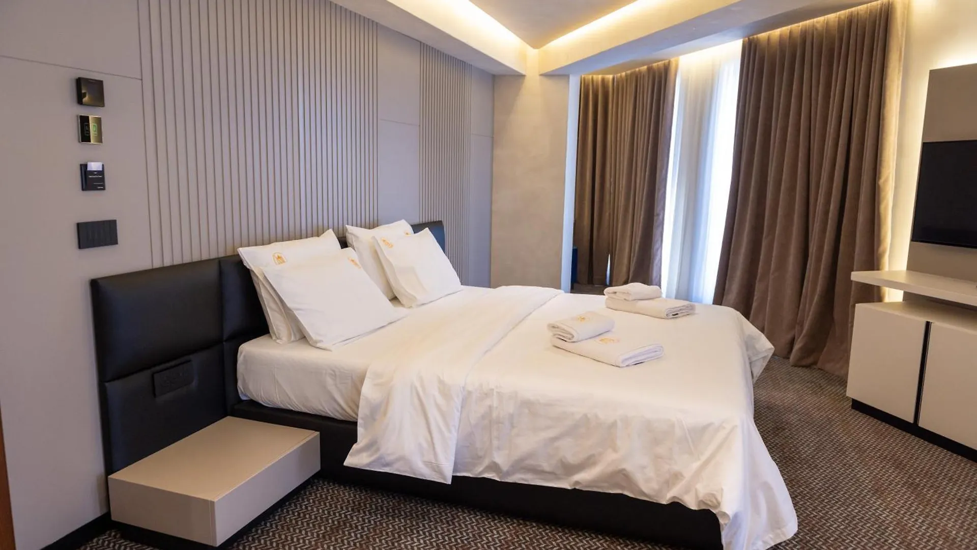 Mattis Hotel Tirana Albania