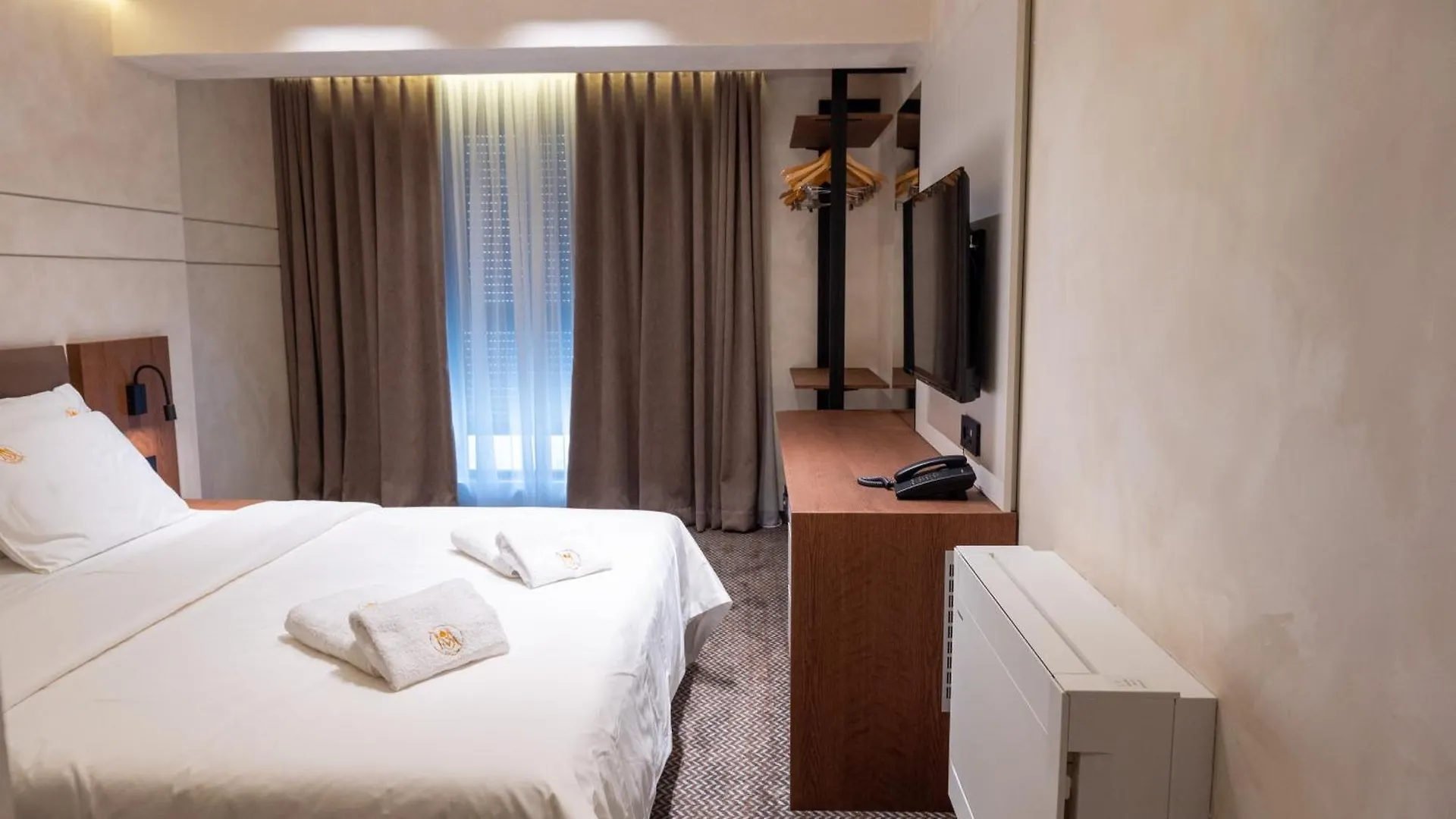 Mattis Hotel Tirana 4*,  Albania