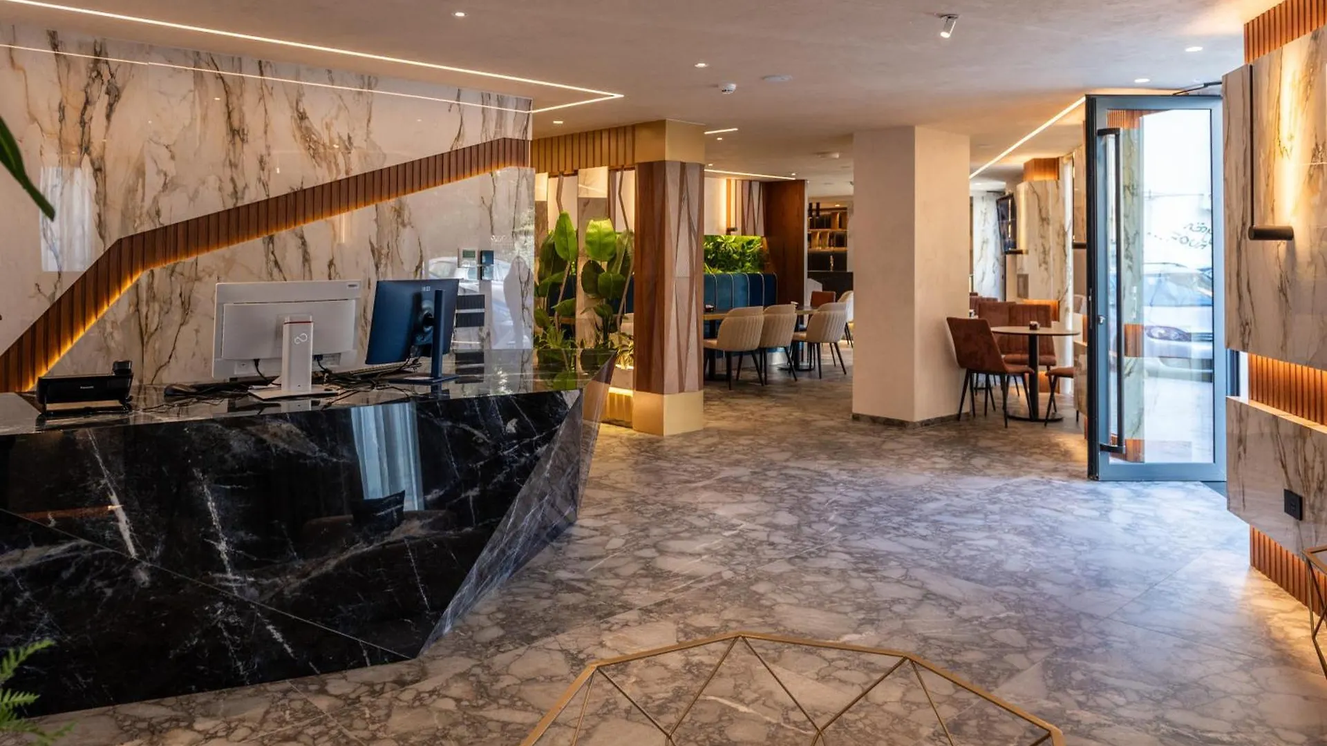 Mattis Hotel Tirana