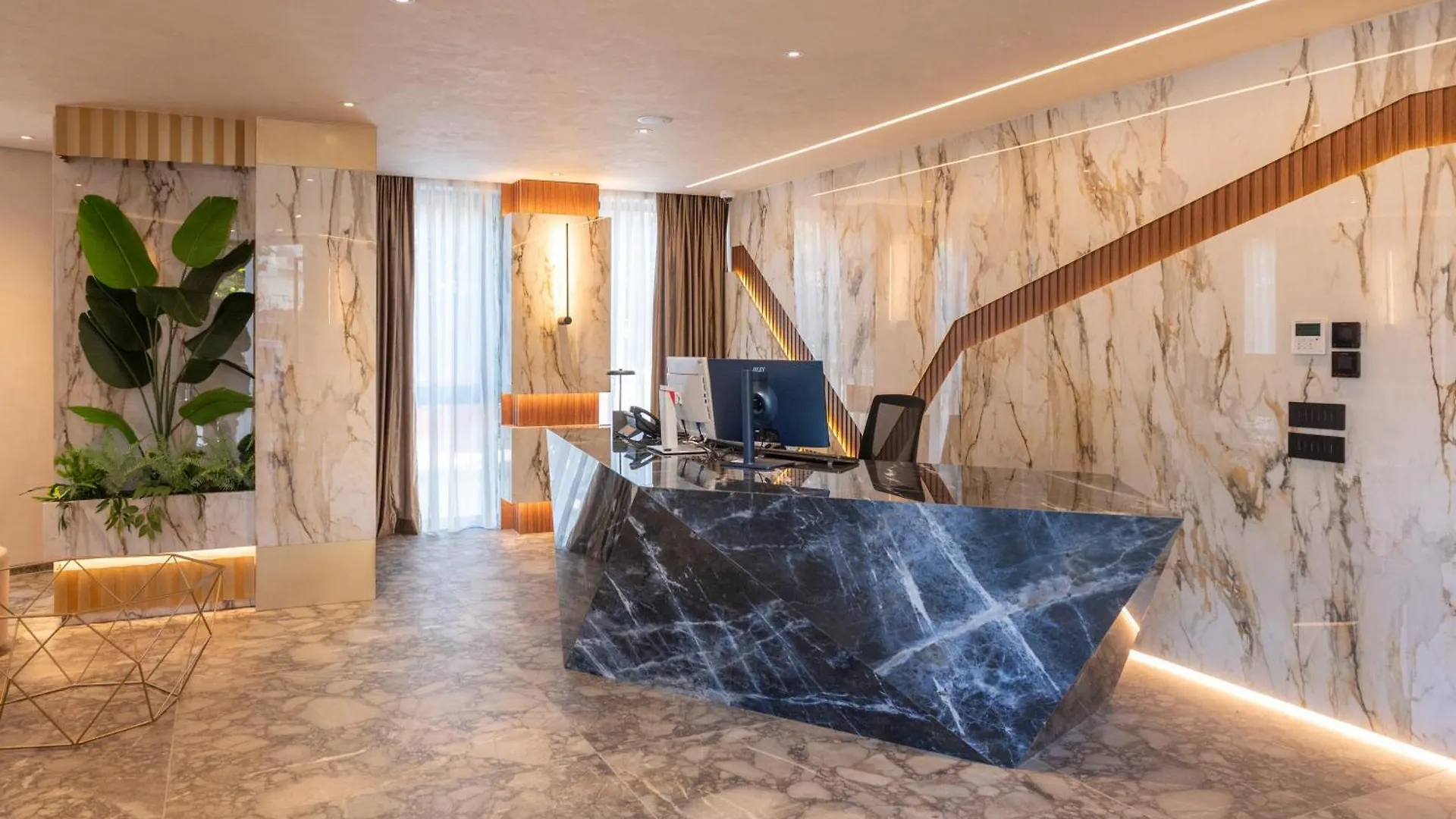 Mattis Hotel Tirana Albania