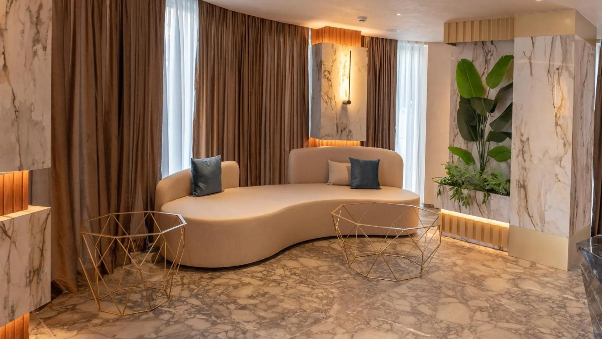 ****  Mattis Hotel Tirana Albania